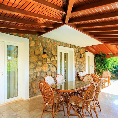 Villa Xanthos 313 *